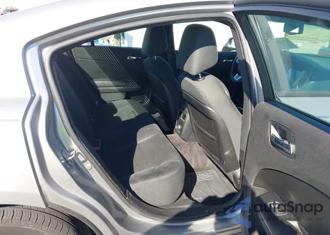 2011 Dodge Charger z USA, uszkodzony, nr VIN 2B3CL3CG5BH520676